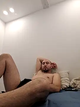 Snapshot of Perseo95 chatting on January 18, 2026, 10:07 am Perseo95 online show from January 18, 2026, 10:07 am