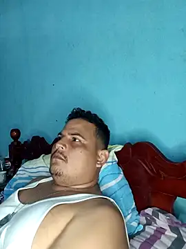 Snapshot of THONETE chatting on January 19, 2026, 12:36 am THONETE online show from January 19, 2026, 12:36 am