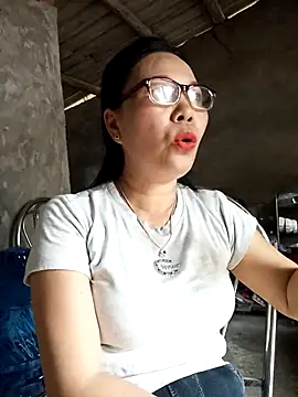 Snapshot of Nuna_689 chatting on May 7, 2026, 3:55 am Nuna 689 online show from May 7, 2026, 3:55 am