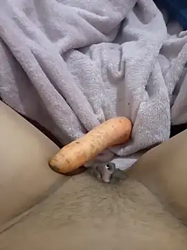 Snapshot of hanina127 chatting on March 1, 2026, 2:55 am hanina127 online show from March 1, 2026, 2:55 am