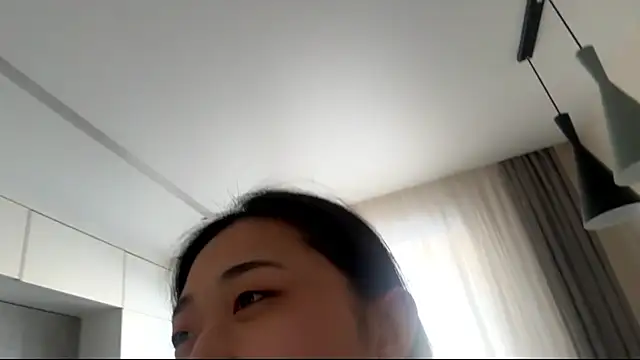 SweetMiaXO online show from February 9, 2026, 11:03 pm