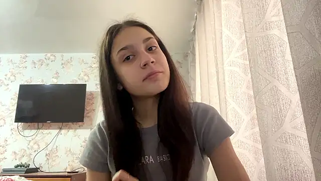 Snapshot of PagedLard chatting on February 9, 2026, 10:24 am PagedLard online show from February 9, 2026, 10:24 am