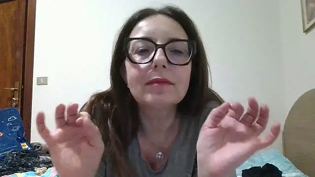 Snapshot of Miasexmilf chatting on April 24, 2026, 3:58 pm Miasexmilf online show from April 24, 2026, 3:58 pm