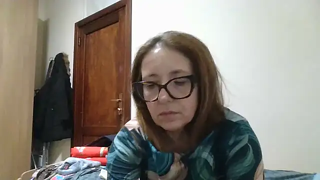 Miasexmilf online show from February 13, 2026, 7:03 pm