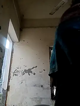 Cute-karisma1234 online show from February 19, 2026, 2:52 am