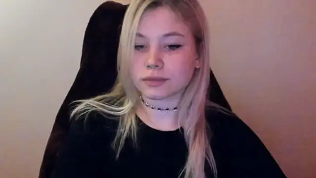 Snapshot of Lulu_Di chatting on February 5, 2026, 11:11 pm Lulu Di online show from February 5, 2026, 11:11 pm