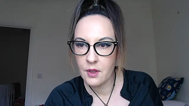 Snapshot of PsychicDominatrix chatting on February 12, 2026, 10:48 am PsychicDominatrix online show from February 12, 2026, 10:48 am