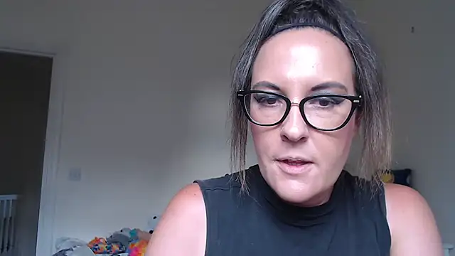 Snapshot of PsychicDominatrix chatting on July 29, 2026, 6:29 pm PsychicDominatrix online show from July 29, 2026, 6:29 pm