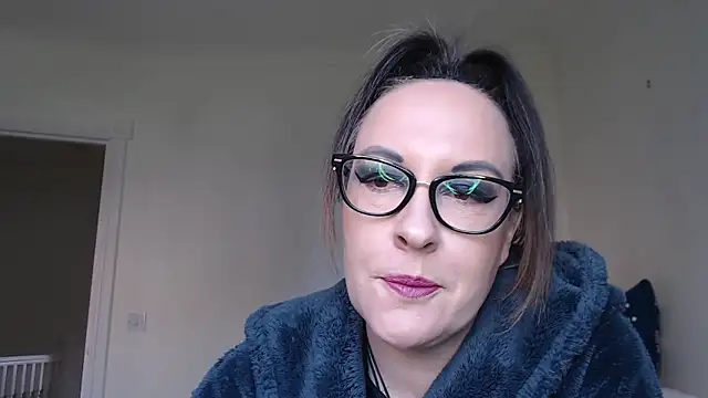 Snapshot of PsychicDominatrix chatting on March 3, 2026, 10:33 am PsychicDominatrix online show from March 3, 2026, 10:33 am