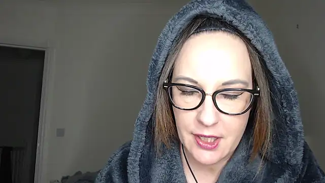 Snapshot of PsychicDominatrix chatting on March 9, 2026, 7:06 pm PsychicDominatrix online show from March 9, 2026, 7:06 pm