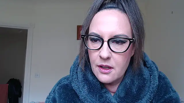 Snapshot of PsychicDominatrix chatting on June 11, 2026, 10:12 am PsychicDominatrix online show from June 11, 2026, 10:12 am