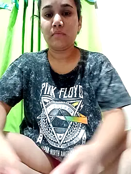 Snapshot of danagon16 chatting on February 16, 2026, 3:38 am danagon16 online show from February 16, 2026, 3:38 am