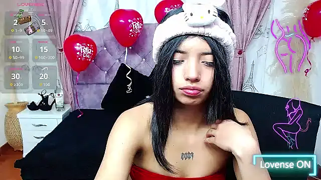 Esmeralda-18 online show from February 27, 2026, 4:23 am