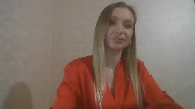 Snapshot of AureliaStar450 chatting on February 28, 2026, 3:39 am AureliaStar450 online show from February 28, 2026, 3:39 am