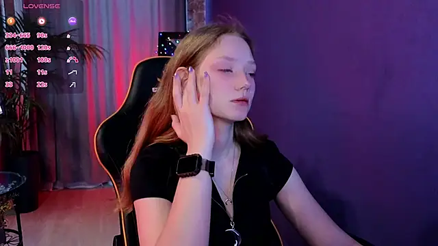 Snapshot of Your_lilith_ chatting on May 26, 2026, 5:49 am Your lilith online show from May 26, 2026, 5:49 am