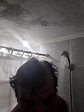 Senseiluciano online show from April 6, 2026, 1:12 am