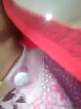 Snapshot of Nasrjfjfjy5578 chatting on February 6, 2026, 7:48 am Nasrjfjfjy5578 online show from February 6, 2026, 7:48 am