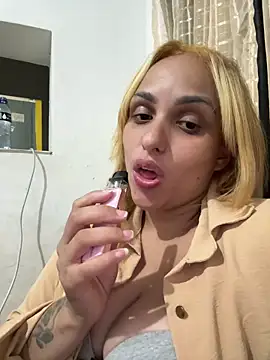 Snapshot of BABYKALLY_ chatting on January 19, 2026, 7:23 am BABYKALLY online show from January 19, 2026, 7:23 am