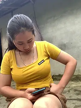 patry33 online show from April 6, 2026, 12:39 am