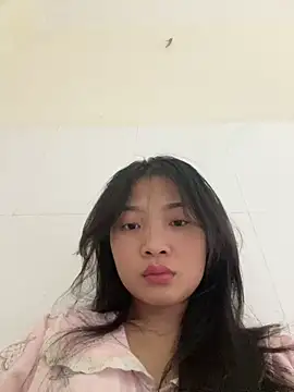 Lyn-be99 online show from February 21, 2026, 2:13 am