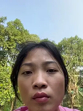 Lyn-be99 online show from February 27, 2026, 7:19 am