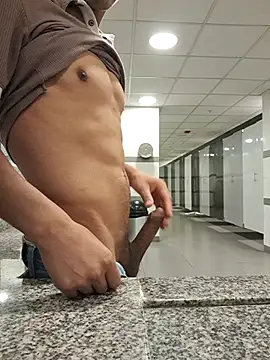 ShadowBodi online show from April 7, 2026, 2:19 pm