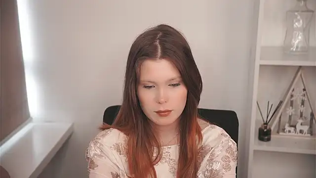 MarnieWootan online show from February 9, 2026, 4:54 am