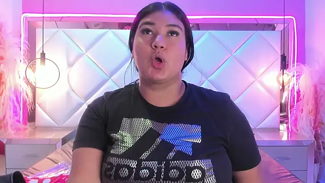 Snapshot of Dojaaiisha chatting on March 20, 2026, 12:44 am Dojaaiisha online show from March 20, 2026, 12:44 am