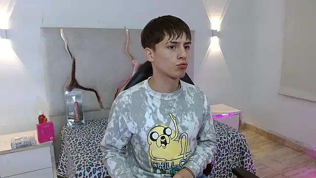 EVAN TAY online show from February 28, 2026, 3:06 am