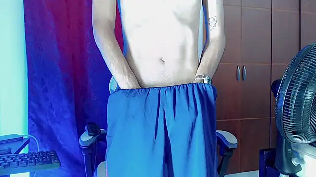 Snapshot of Johnny_cagee_ chatting on February 5, 2026, 1:12 am Johnny cagee online show from February 5, 2026, 1:12 am