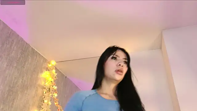 Snapshot of ValerySilva chatting on April 6, 2026, 3:02 am ValerySilva online show from April 6, 2026, 3:02 am