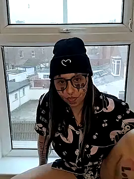 Snapshot of ThatAltGirl chatting on February 8, 2026, 2:04 pm ThatAltGirl online show from February 8, 2026, 2:04 pm