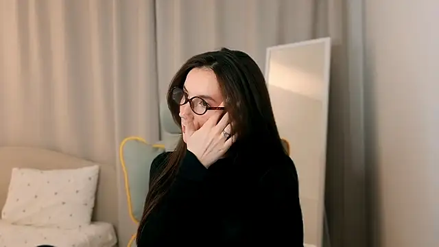 ssandralovin online show from February 28, 2026, 8:19 pm