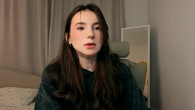 ssandralovin online show from April 9, 2026, 8:26 pm