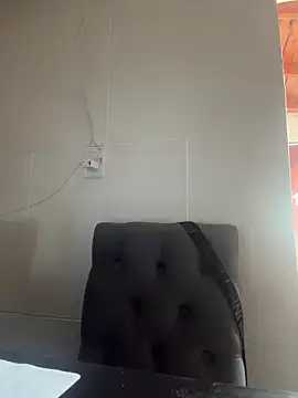 Jimena luvv online show from February 16, 2026, 1:43 pm