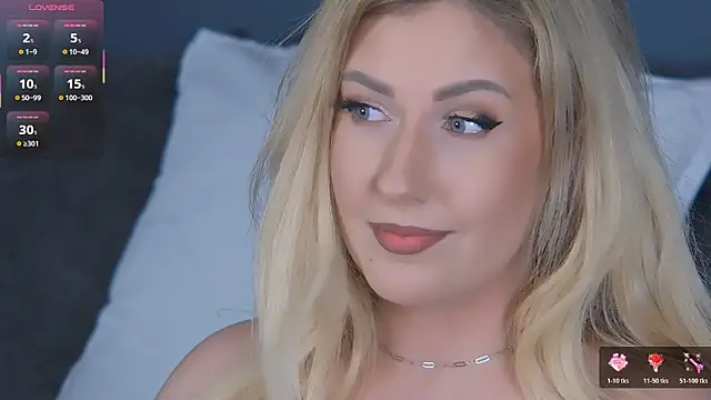 Snapshot of OndinaNoire chatting on February 7, 2026, 8:39 pm OndinaNoire online show from February 7, 2026, 8:39 pm