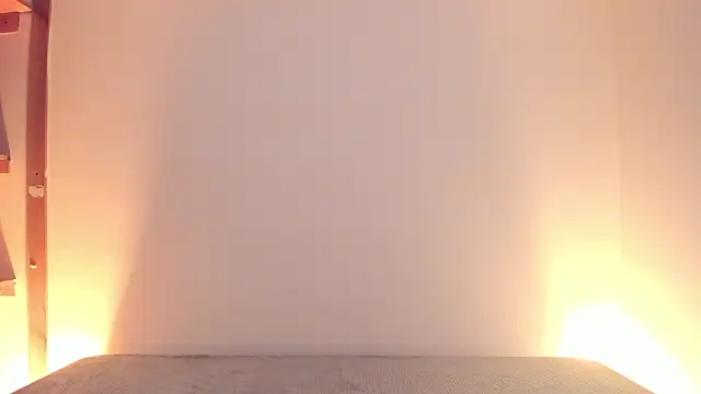 Axel nova online show from February 2, 2026, 7:02 pm