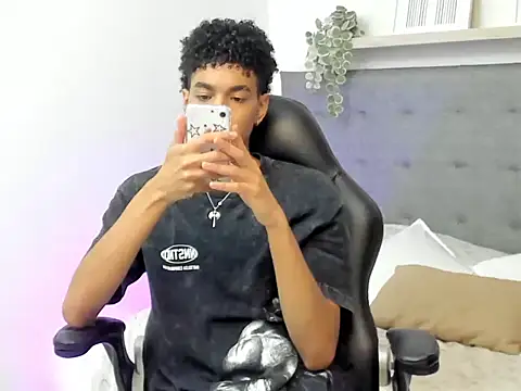 wes gibbings online show from February 17, 2026, 2:47 pm