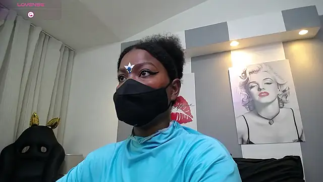 kavya suri  online show from February 11, 2026, 6:52 pm