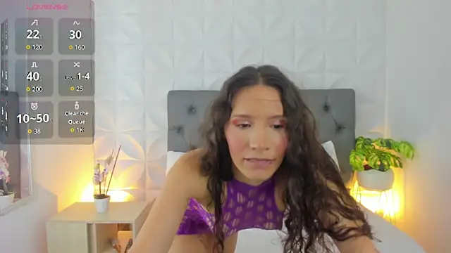 valeryn  rosse online show from June 3, 2026, 12:44 am