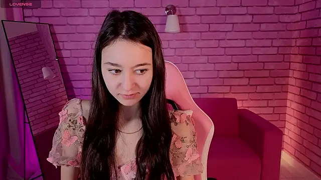 Snapshot of Nicole_Brownie chatting on February 22, 2026, 12:57 am Nicole Brownie online show from February 22, 2026, 12:57 am