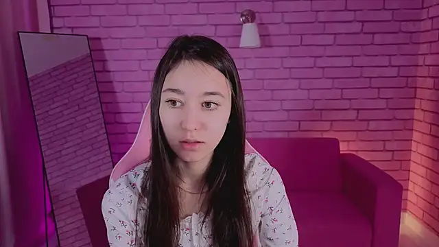 Snapshot of Nicole_Brownie chatting on February 19, 2026, 1:57 am Nicole Brownie online show from February 19, 2026, 1:57 am