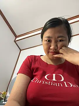 Snapshot of Puka2001 chatting on February 2, 2026, 2:32 am Puka2001 online show from February 2, 2026, 2:32 am