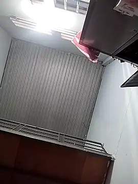 Snapshot of LinaLy99 chatting on March 20, 2026, 2:01 am LinaLy99 online show from March 20, 2026, 2:01 am