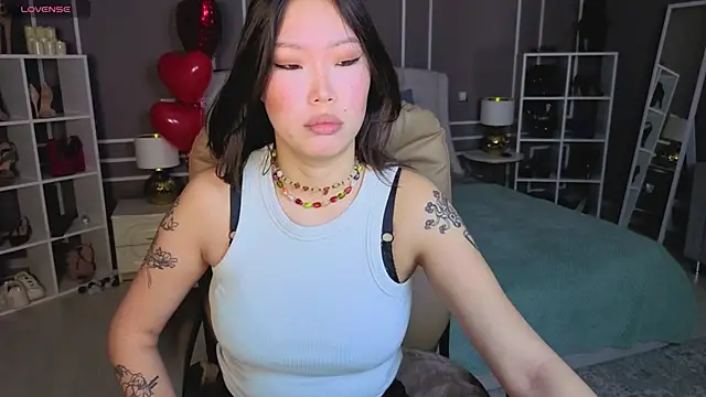 ElinaMotion online show from February 20, 2026, 1:02 am