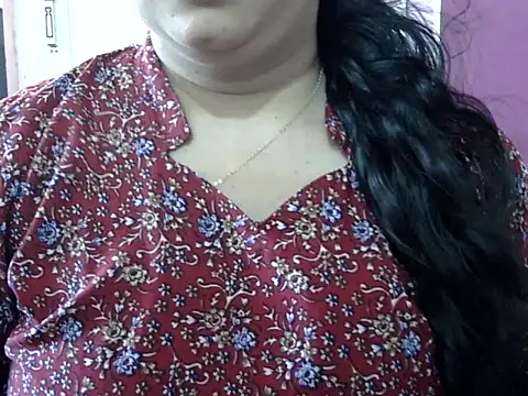 Cute Aliyaa online show from March 31, 2026, 9:55 am