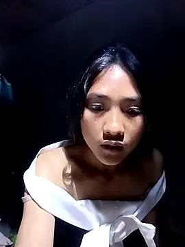 Snapshot of Hoa-tuylip chatting on March 1, 2026, 2:06 pm Hoa-tuylip online show from March 1, 2026, 2:06 pm