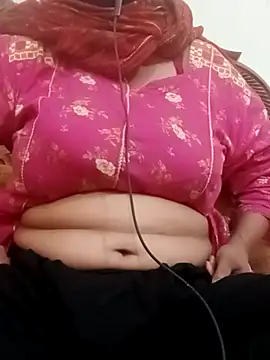 Snapshot of Sweety_queen2580 chatting on February 23, 2026, 7:31 am Sweety queen2580 online show from February 23, 2026, 7:31 am