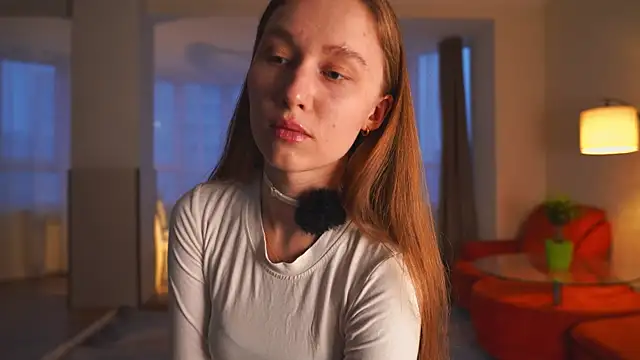 SharaNewbern online show from April 10, 2026, 2:35 pm