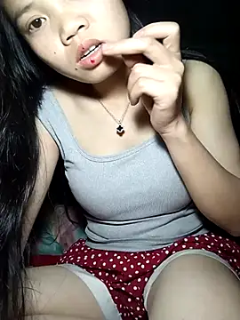 derylove  online show from March 27, 2026, 3:13 pm